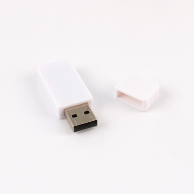 Une clé USB en plastique avec mémoire complète de qualité A USB 2.0/3.0/3.1 1G-1TB