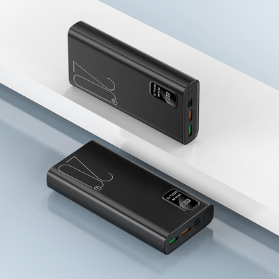 PC Portable Power Bank Batterie Blanc ou Noir Sortie 5V Pour la recharge du téléphone intelligent