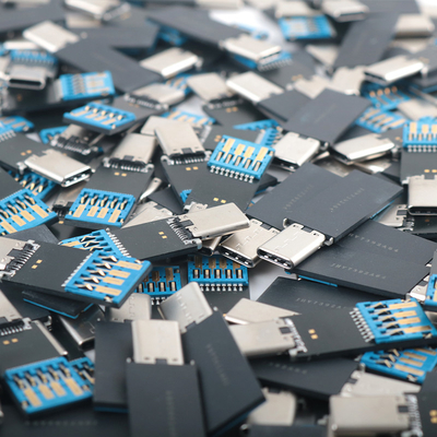 Grade A Puce flash USB noire à mémoire complète avec une vitesse de transfert allant jusqu'à 200 MB/s