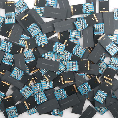 Puce flash USB à mémoire complète de catégorie A avec une vitesse de lecture de 50 à 120 Mo/s