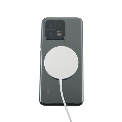 Dispositifs compatibles Qi Chargeur sans fil multifonctionnel ABS/Métal avec support OEM Box et haute compatibilité