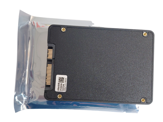 Vitesse et durabilité Les disques durs SSD internes pour l'industrie à des températures de 0 à 70 °C