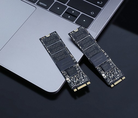 Disques durs SSD internes 32 Go/ 64 Go/ 128 Go/ 256 Go/ 512 Go/ 1 To/ 2 To/ 4 To/ 8 To/ 10 To en noir/ or/ argent