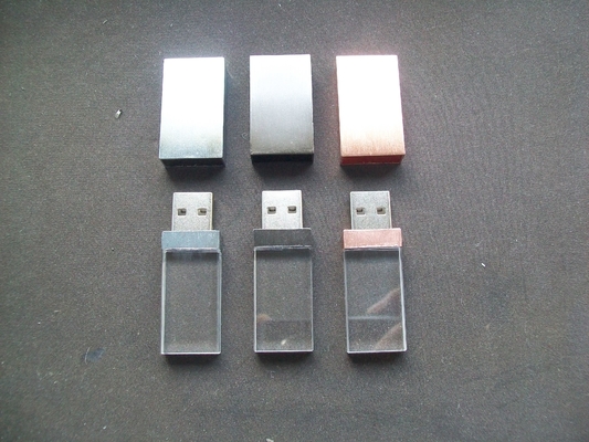 Crystal Usb à l'intérieur avec lumière LED Lorsque le travail lumière LED brillante