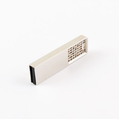 Vitesse d'écriture 2.0 Vitesse 5-10 Mo Disque flash USB métallique Personnalisé Lire le logo USB 2.0 Vitesse 8-15 Mo Dispositif de stockage durable
