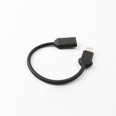 Un lecteur flash USB avec 50 Mo/s de vitesse d'écriture et 100 Mo/s de vitesse de lecture