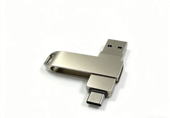 Vente chaude USB A + USB Type C deux Ports peuvent être utilisés par téléphone et voiture et Peaker
