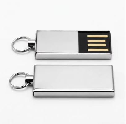 Disque flash usb métallique argenté avec alliage de zinc brillant comprenant des puces flash HY adaptées aux besoins de transfert de données rapides et sécurisés