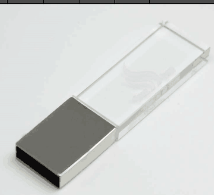 Une clé USB acrylique offrant une vitesse de transfert de données allant jusqu'à 5 Gbps
