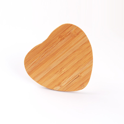 Le coeur forment la protection de remplissage sans fil en bambou 10W de remplissage rapide 15W pour le téléphone